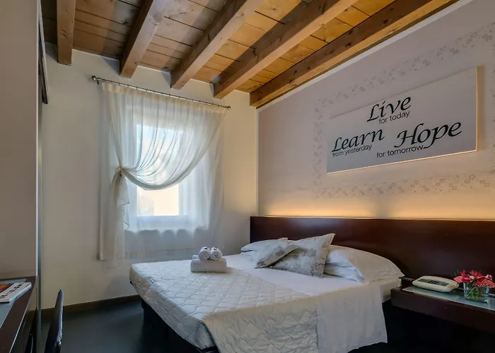 Gattopardo 3* Dossobuono