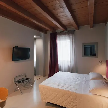 Hotel Gattopardo 3*