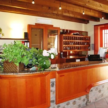 Отель Gattopardo Доссобуоно